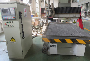 自動雕刻機(jī)